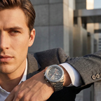 Hugo Boss Nomad 1513774 44mm Men’s Chronograph Watch – Gray Dial & Silver-tone Stainless Steel Link Bracelet