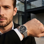 Hugo Boss View 1514008 44mm Men’s Chronograph Watch – Black Dial & Silver-tone Stainless Steel Link Bracelet
