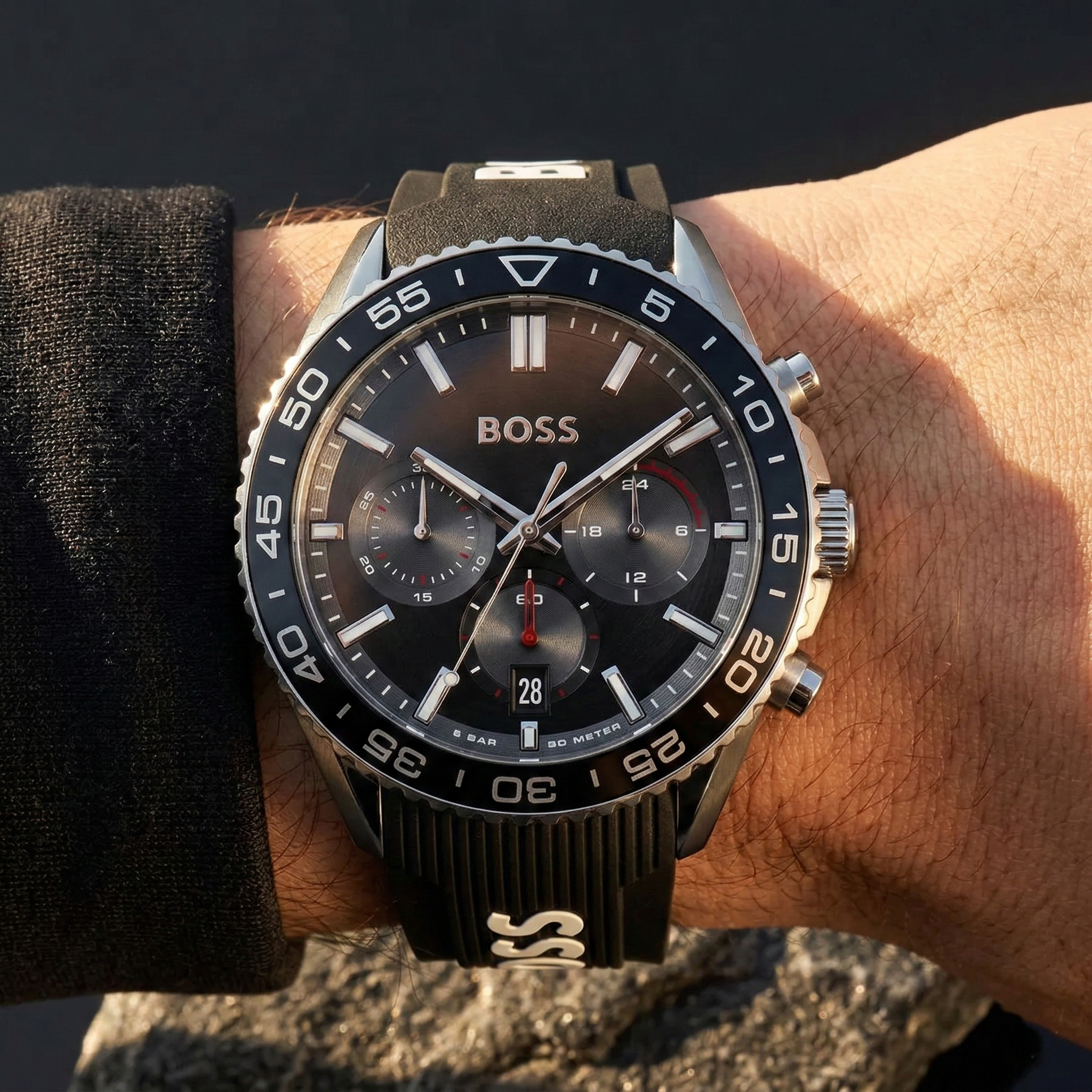 Hugo Boss Runner 1514141 44mm Men’s Chronograph Watch – Black Dial & Black Rubber Strap