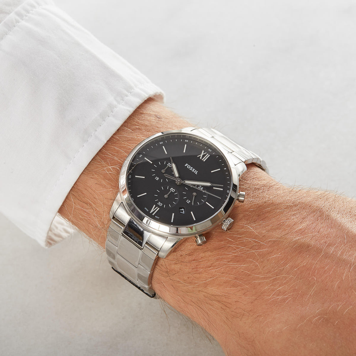 Fossil Neutra FS5384 44mm Men’s Chronograph Watch – Black Dial & Silver-tone Stainless Steel Bracelet