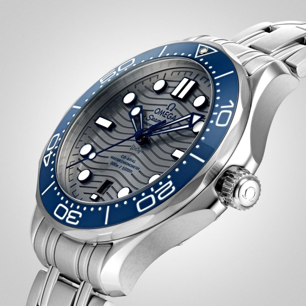 Omega Seamaster Diver 300M 42mm Master Quality Watch – Grey Dial, Blue Bezel & Stainless Steel Mesh Bracelet