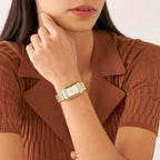 Fossil Raquel ES5220 Women’s Watch – White Dial, Gold-Tone Stainless Steel Bracelet & Day-Date Display