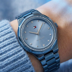 Tommy Hilfiger Signature 1782724 Women's Quartz Watch – Blue Sunray & Silver Stainless Steel Bracelet