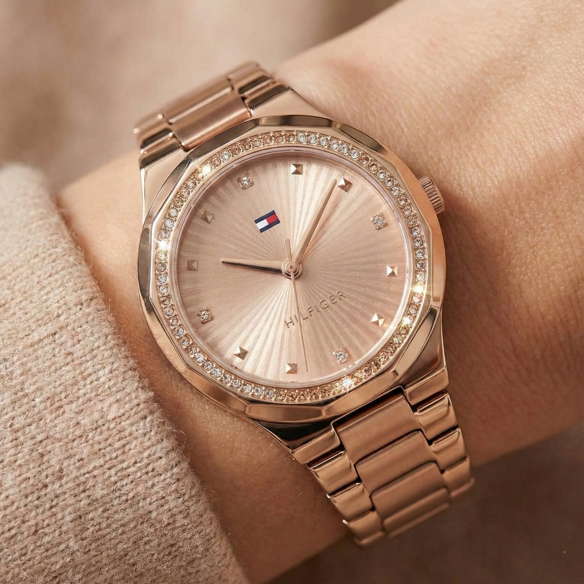 Tommy Hilfiger Signature 1782726 Women's Quartz Watch – Rose Gold Sunray & Rose Gold Stainless Steel Bracelet