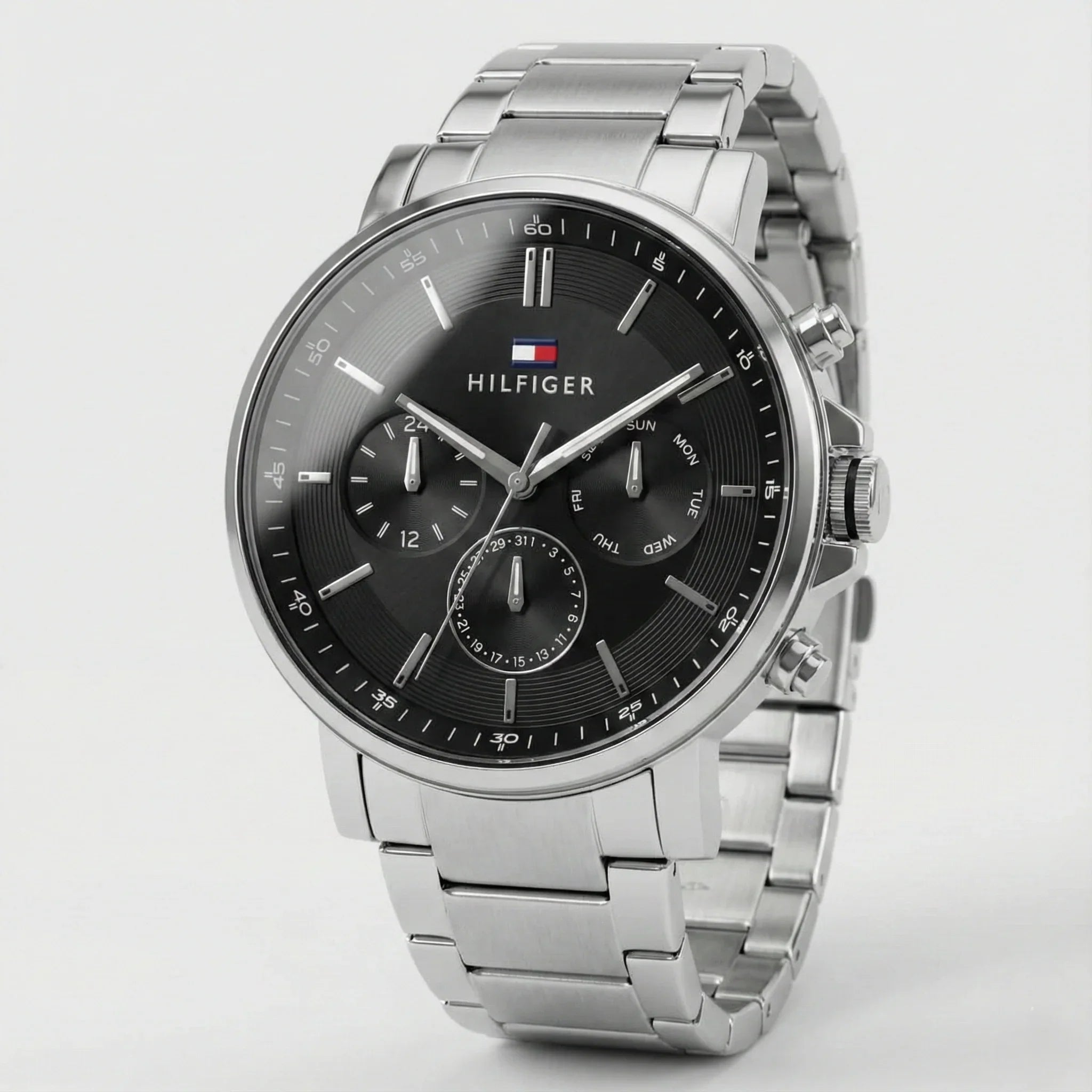 Tommy Hilfiger Signature 1710667 Men's Chronograph Watch – Black & Silver Stainless Steel Bracelet