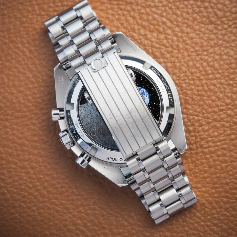 Omega Speedmaster “Silver Snoopy Award” 50th Anniversary Master Quality Watch – White Dial & Stainless Steel Bracelet