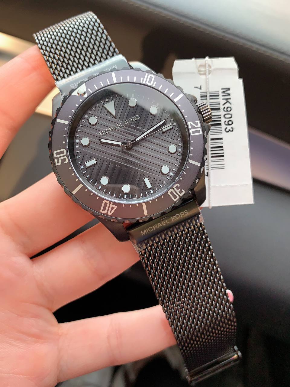 Michael Kors Everest MK9093 42mm Men's Quartz Watch – Grey Textured & Grey Stainless Steel Mesh Bracelet