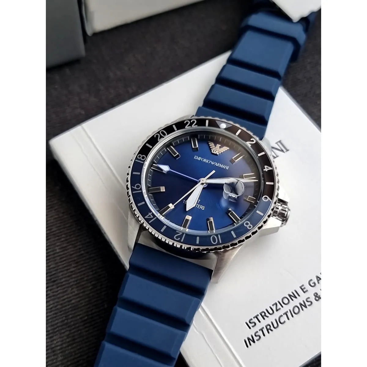 Emporio Armani Diver AR11592 43mm Men's Quartz Watch – Blue Sunray & Blue Rubber Strap