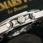 Audemars Piguet Royal Oak Men's Quartz Watch – Black with Silver Stainless Steel Bracelet