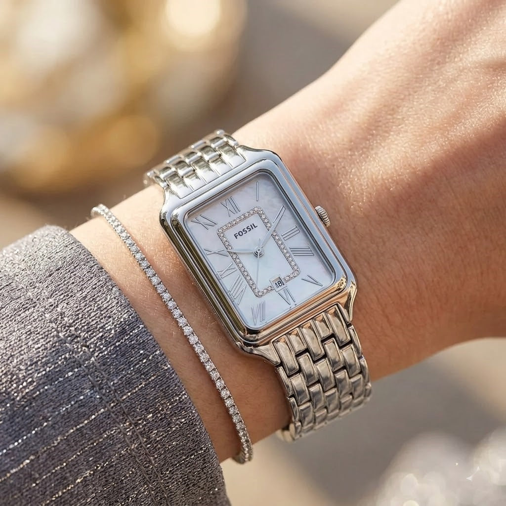 Fossil Raquel ES5306 Women’s Watch – Mother-of-Pearl Dial, Silver-Tone Stainless Steel Bracelet & Crystal Accents