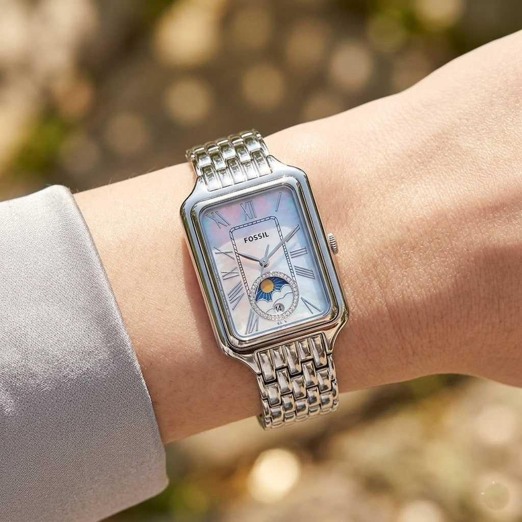 Fossil Raquel ES5400 Women’s Watch – Mother-of-Pearl Dial, Silver-Tone Bracelet & Sun & Moon Display