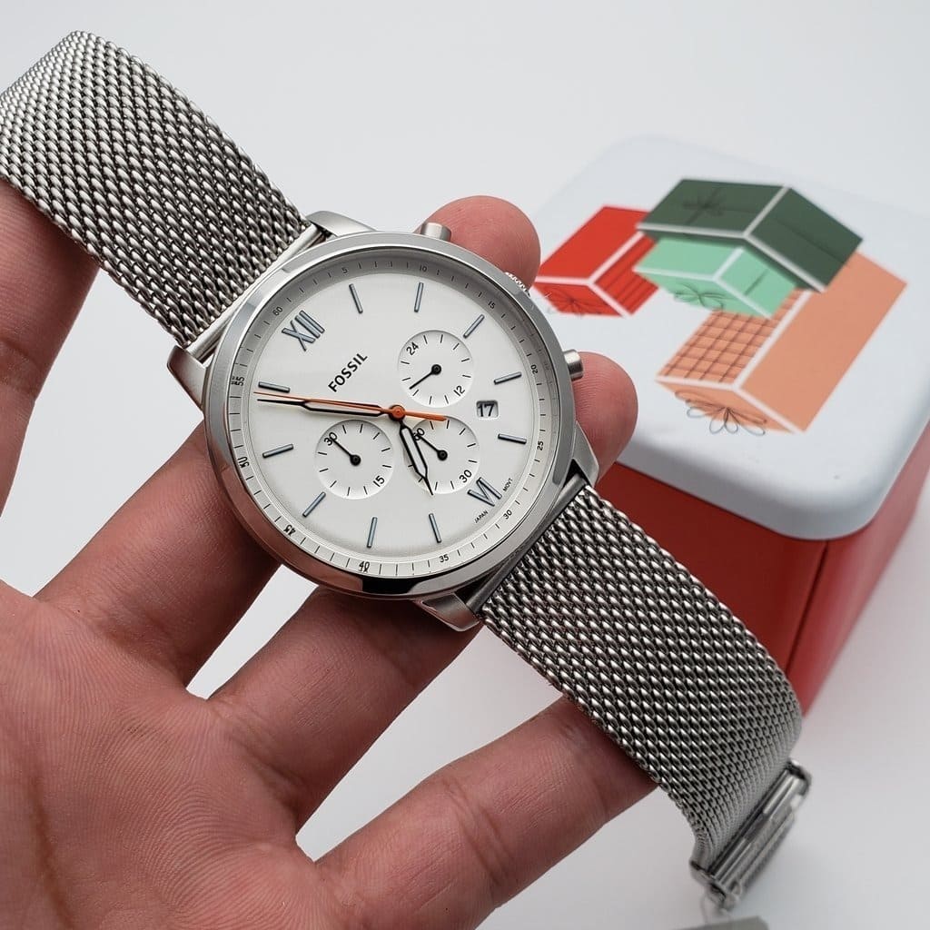 Fossil FS5382 44mm Men’s Quartz Watch – White Dial & Silver-tone Stainless Steel Bracelet