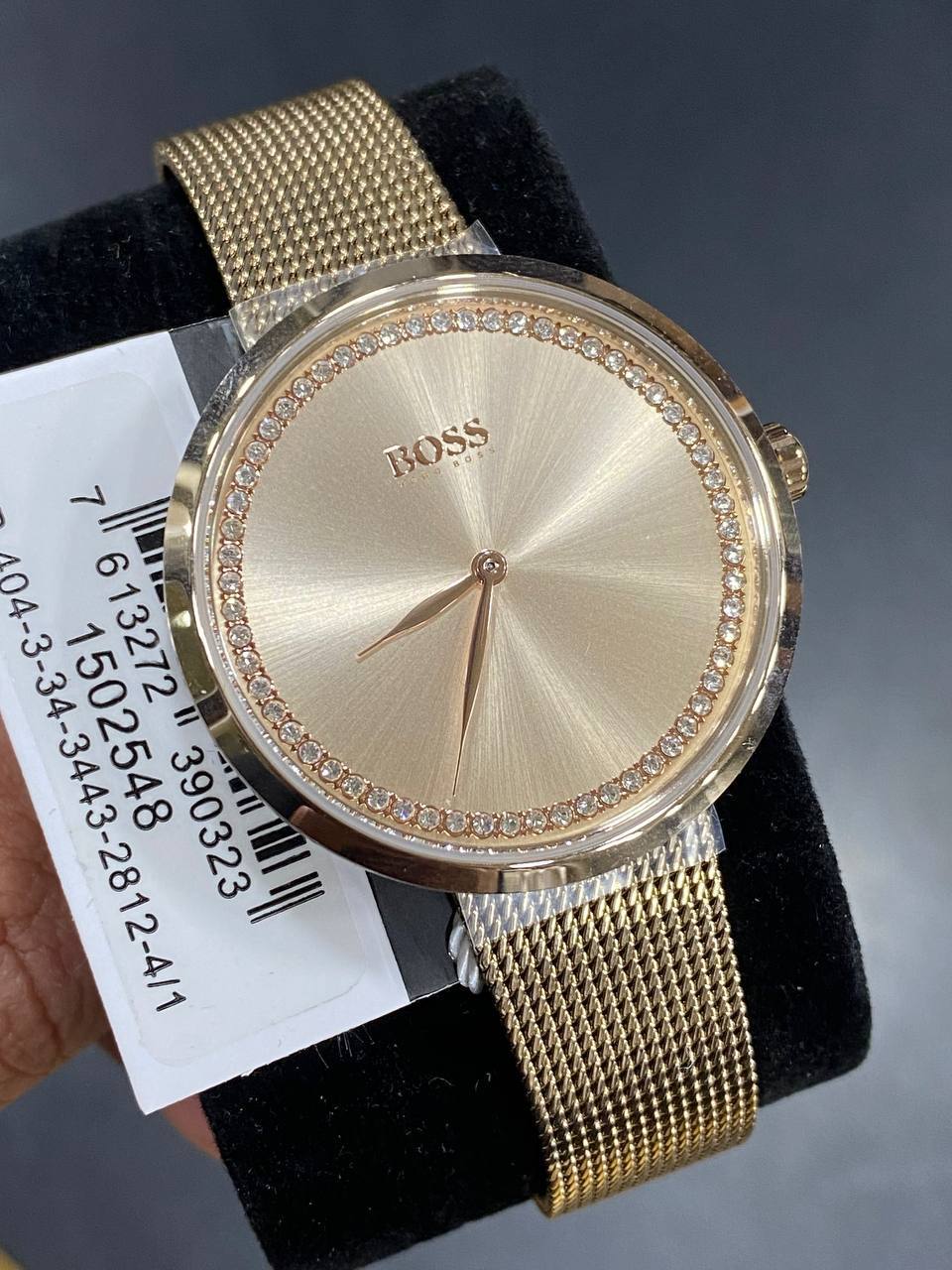 Hugo Boss Praise 1502548 36mm Women’s Two-Hand Quartz Watch – Rose Gold Sunray Dial with Crystal Ring & Rose Gold Stainless Steel Mesh Bracelet