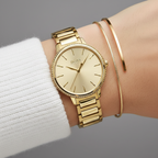 Hugo Boss Signature 1502541 34mm Women’s Quartz Watch – Gold Sunray Dial & Gold-Tone Stainless Steel Link Bracelet