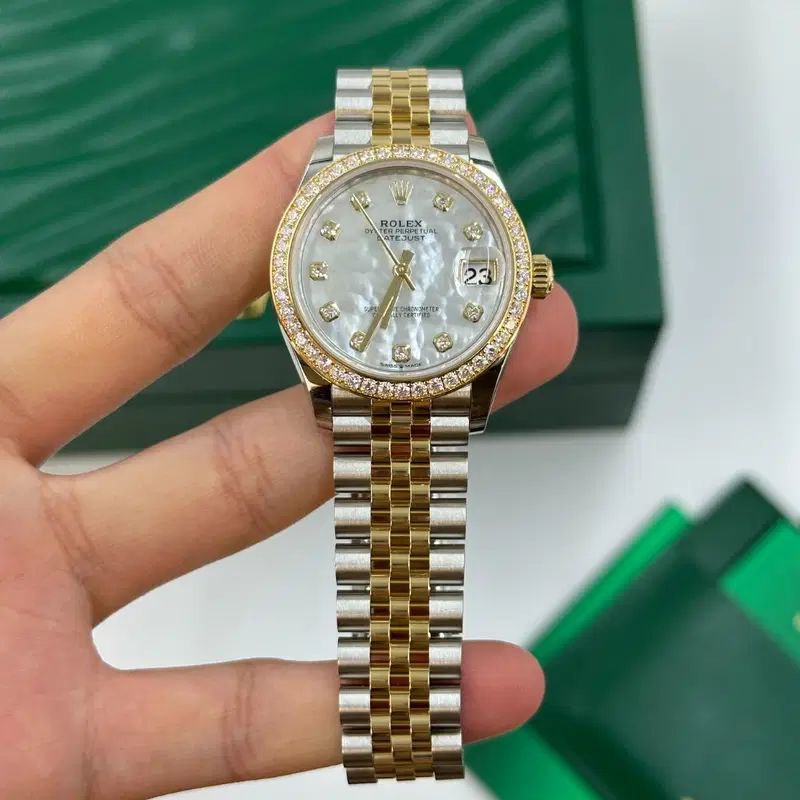 Rolex Datejust 31mm Women’s Master Quality Watch – White Diamond Dial, Yellow Two-Tone Jubilee Bracelet & Yellow Gold-Tone Diamond-Set Bezel