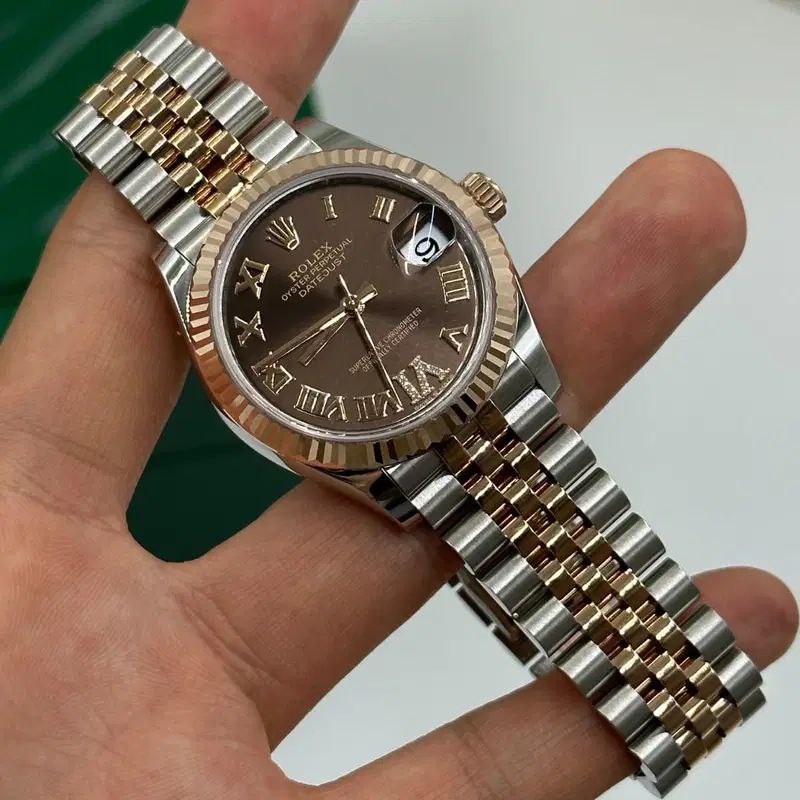 Rolex Datejust 31mm Women’s Master Quality Watch – Chocolate Sunburst Dial, Rose Two-Tone Jubilee Bracelet & Rose Gold-Tone Fluted Bezel