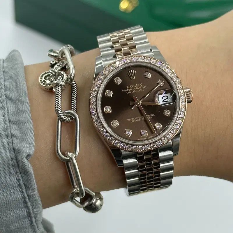 Rolex Datejust 31mm Women’s Master Quality Watch – Chocolate Dial, Rose Two-Tone Jubilee Bracelet & Rose Gold-Tone Diamond-Set Bezel
