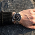 Maserati Sfida R8853140002 44mm Men’s Quartz Watch – Black Sunray Dial & Silver-Tone Link Bracelet