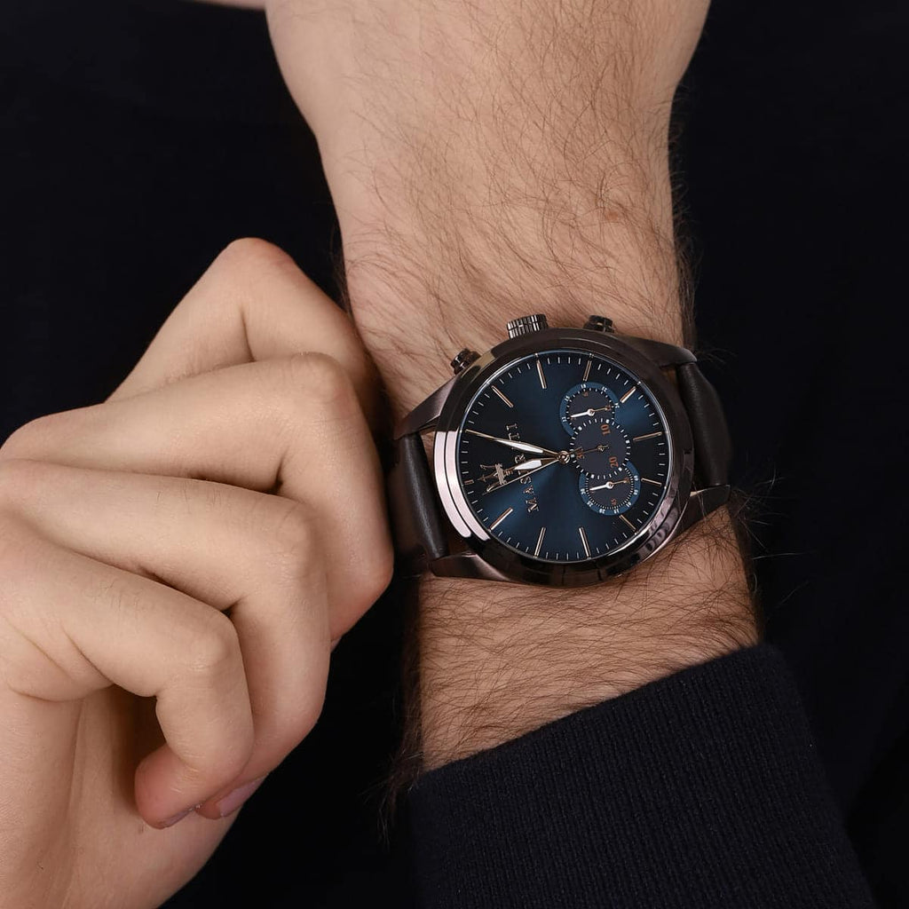 Maserati Traguardo R8871612008 45mm Men’s Chronograph Watch – Blue Sunray Dial & Brown Leather Strap
